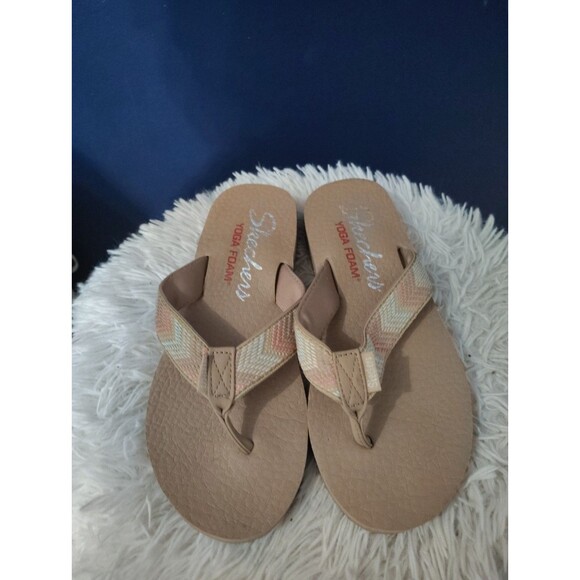 Skechers Women's  Flip Flop Sandals Taupe  Sz 7 - Picture 1 of 5